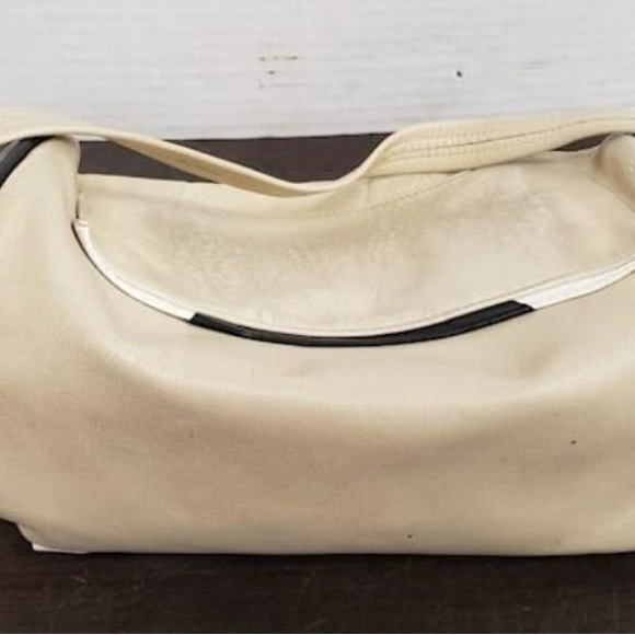 ILZE Heider Hand Crafted Artisan Leather Shoulder Barrel Bag Boho Design - Picture 6 of 16